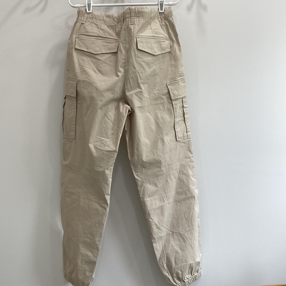 H and M cargo pants with elastic bottom NWOT - Picture 3 of 10